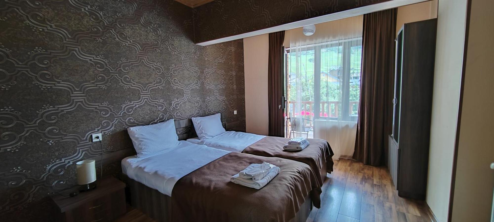 Hotel Svanseti Mestia Zewnętrze zdjęcie