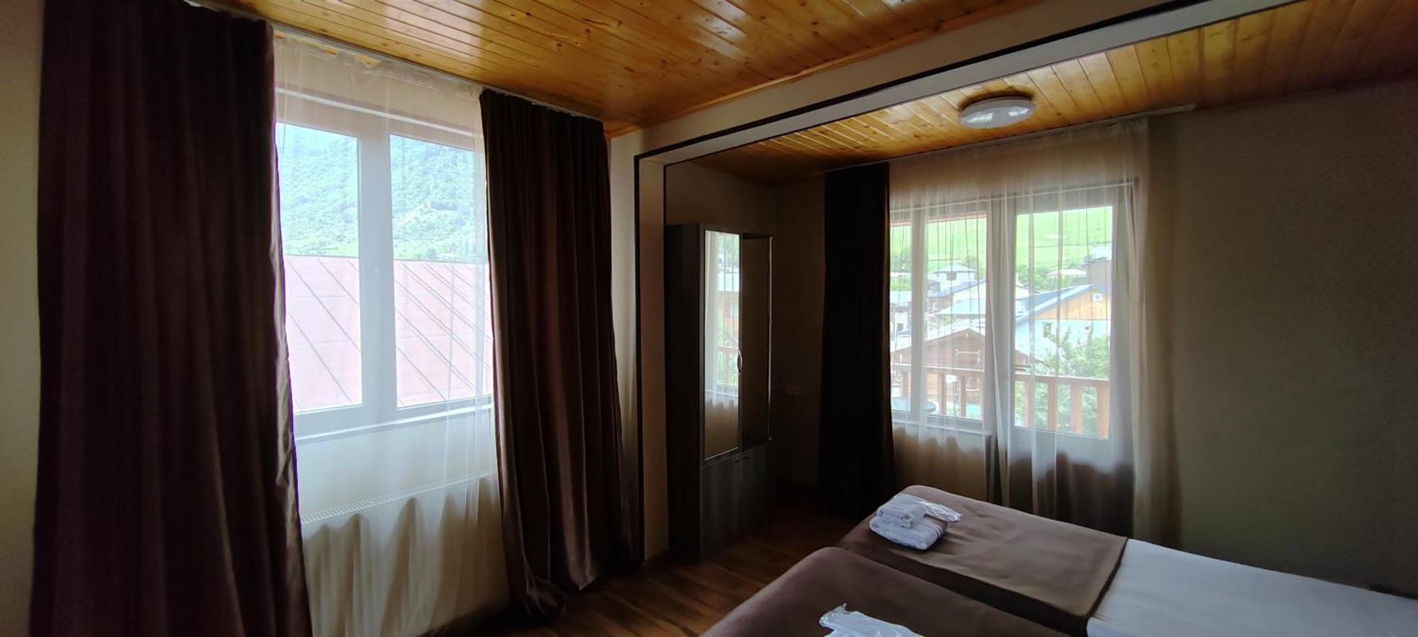Hotel Svanseti Mestia Zewnętrze zdjęcie