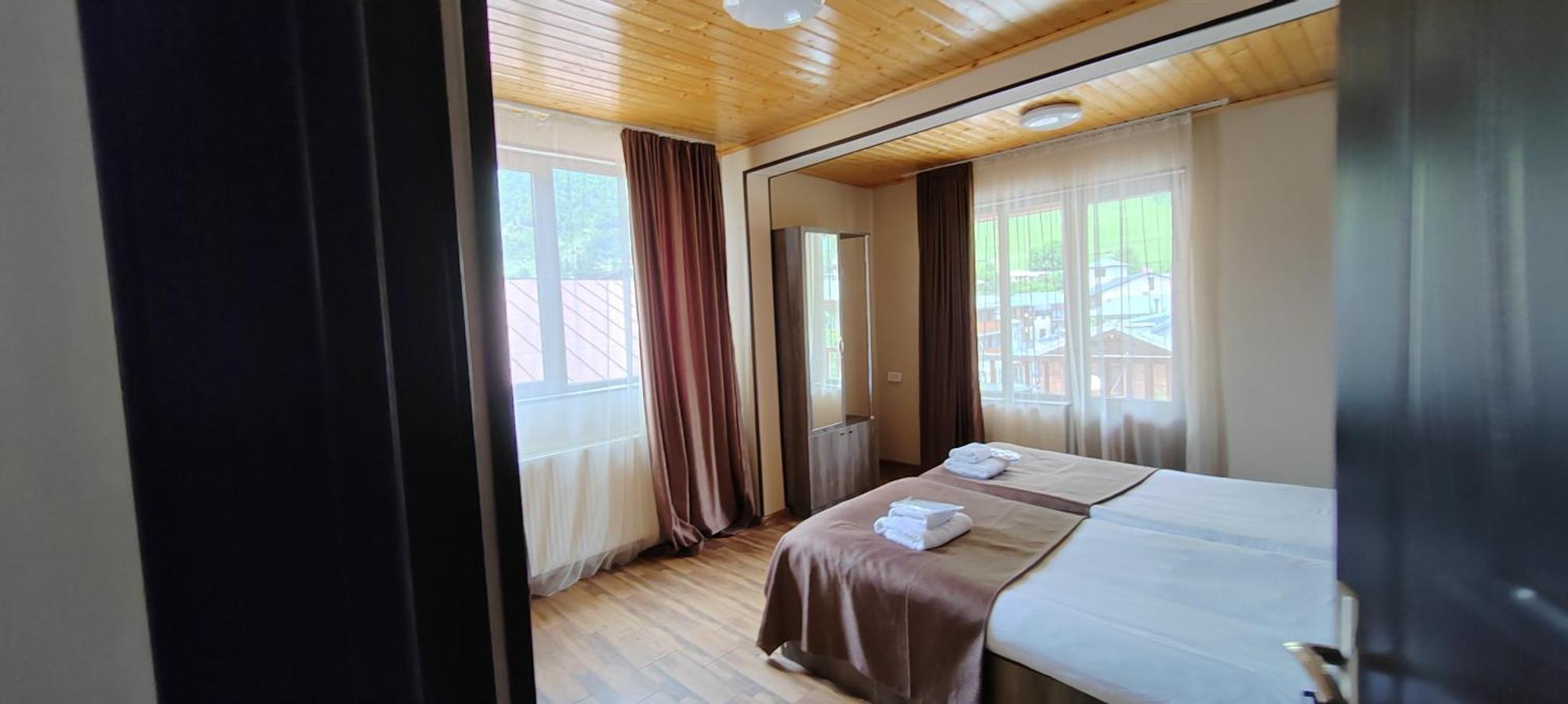 Hotel Svanseti Mestia Zewnętrze zdjęcie