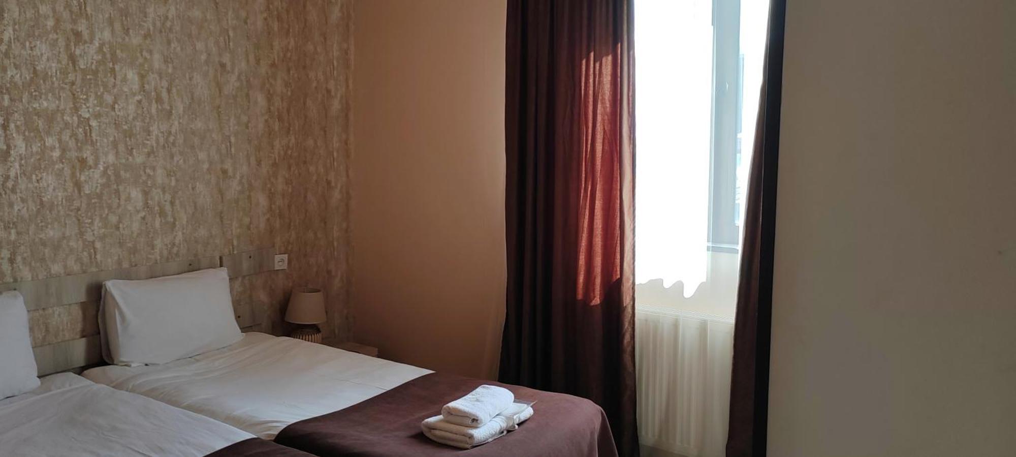 Hotel Svanseti Mestia Zewnętrze zdjęcie