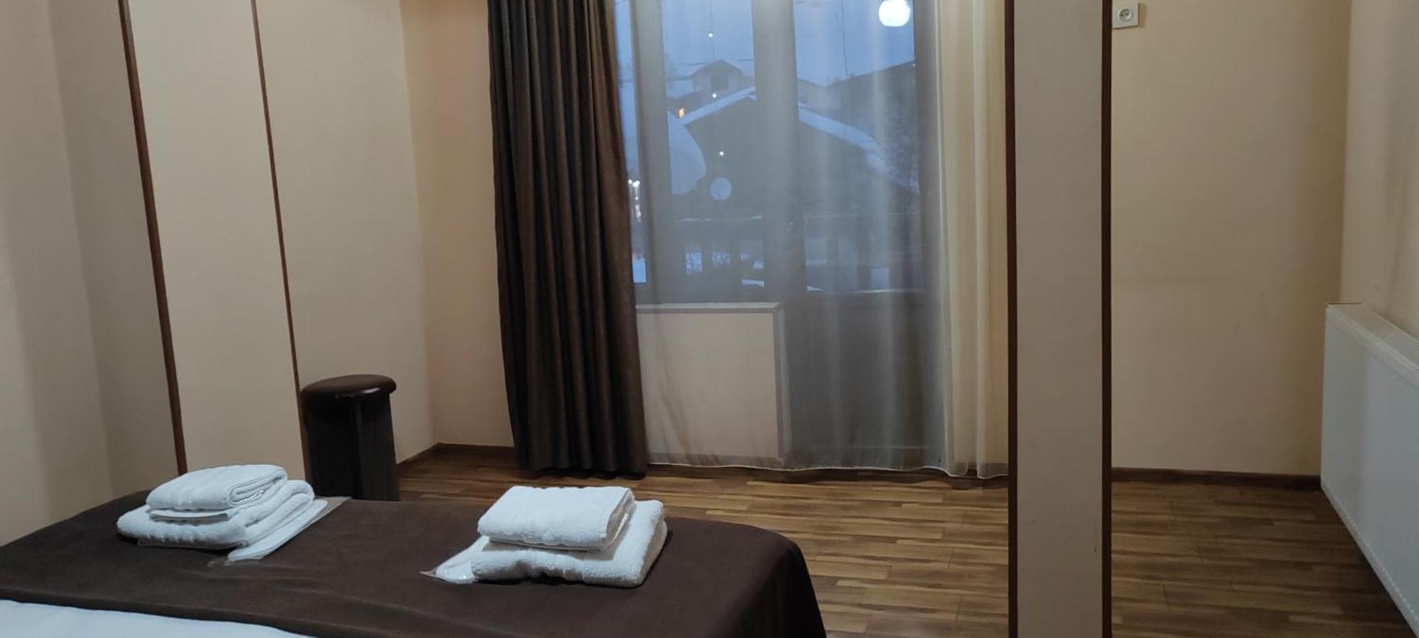 Hotel Svanseti Mestia Zewnętrze zdjęcie